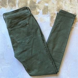 Old Navy Rockstar Super-skinny size 4